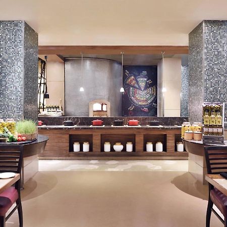 Courtyard By Marriott Chennai Otel Dış mekan fotoğraf