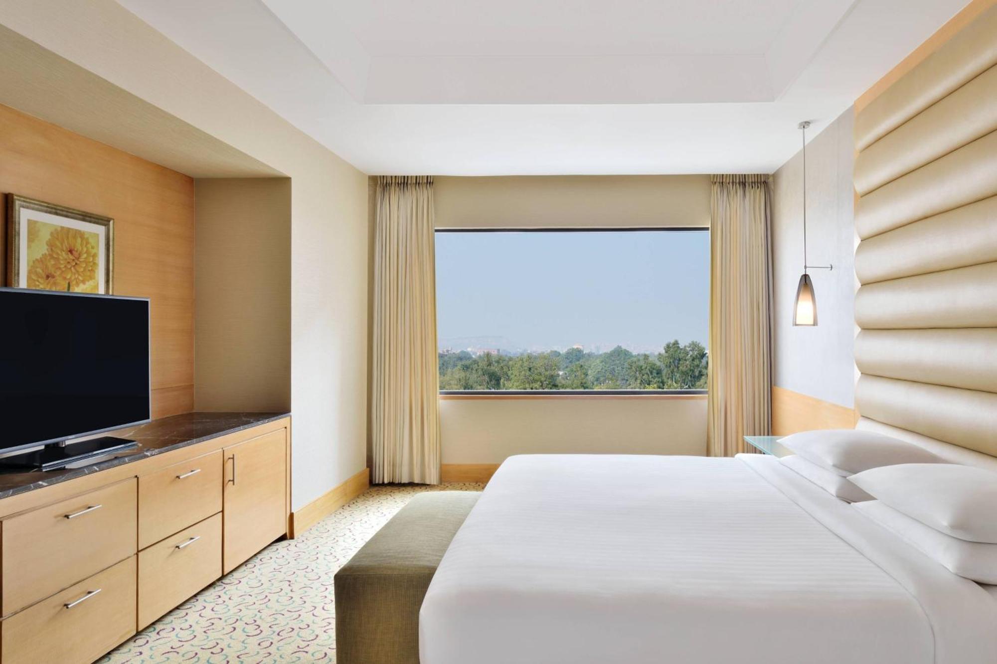 Courtyard By Marriott Chennai Otel Dış mekan fotoğraf