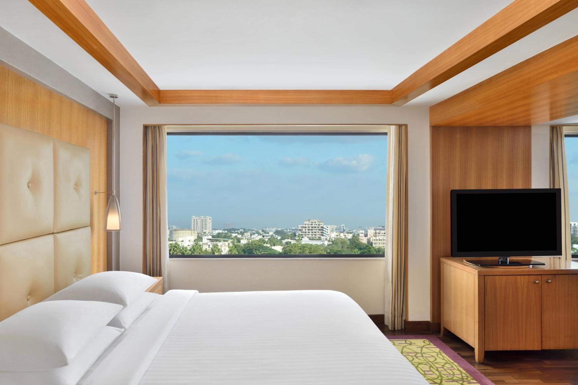 Courtyard By Marriott Chennai Otel Dış mekan fotoğraf
