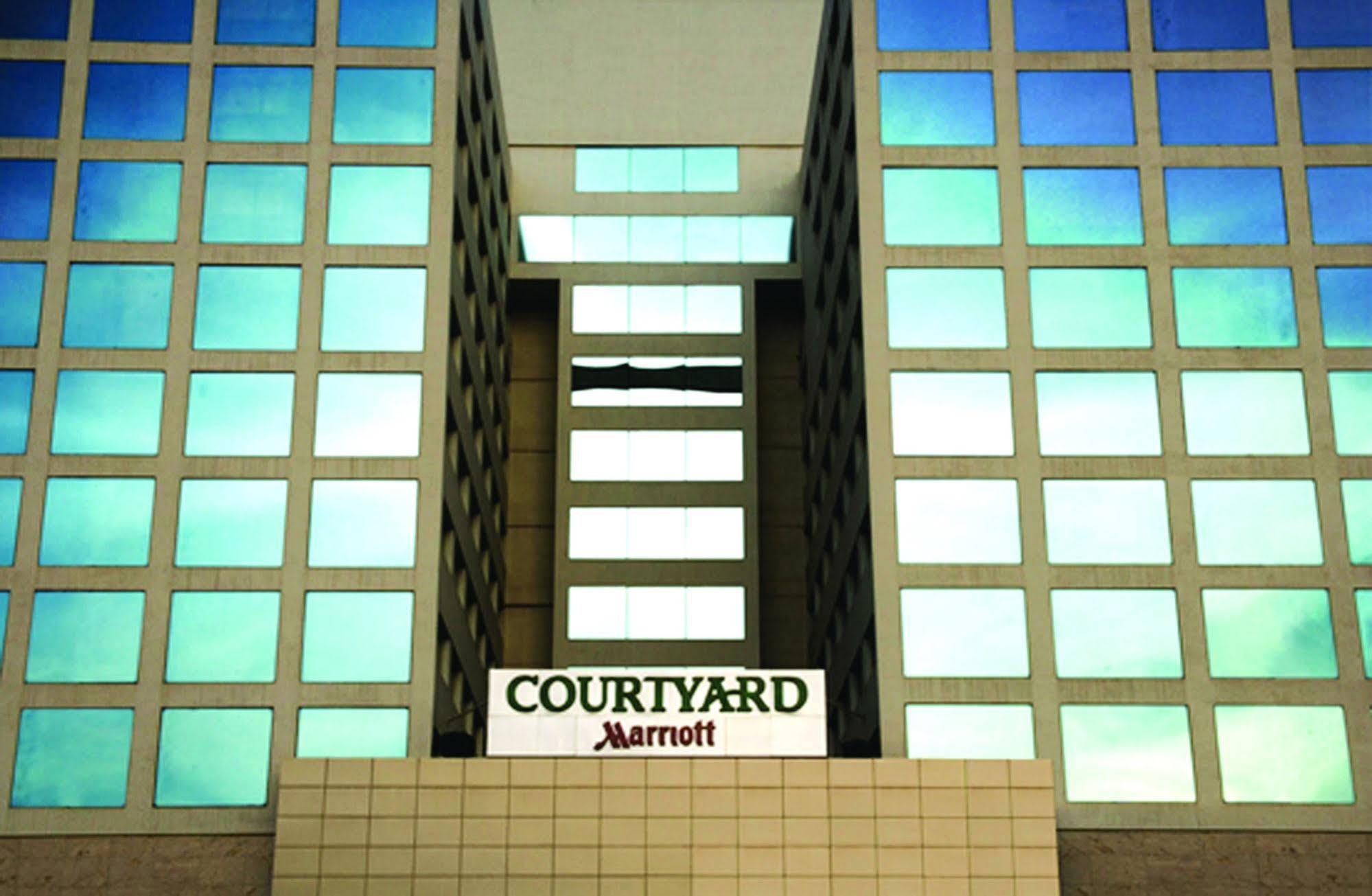 Courtyard By Marriott Chennai Otel Dış mekan fotoğraf